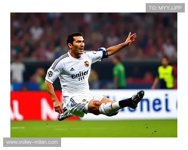 《动漫足球传奇：从绿茵场到银幕，球星们的动感人生》