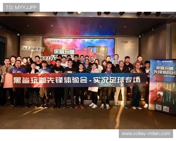 实况足球球星专属解说员带你畅享全新赛场体验与精彩瞬间