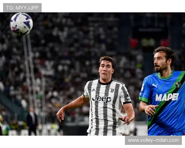 索马里裔足球球星的崛起与成就：从欧洲赛场到国际舞台的精彩表现